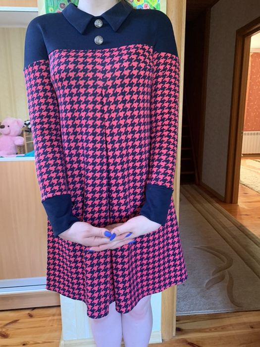 Платье с длинным рукавом/красивое платье