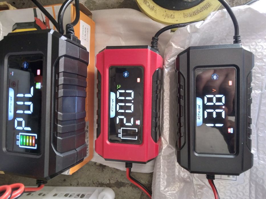 Імпульсний зарядний пристрій   6А 12 V