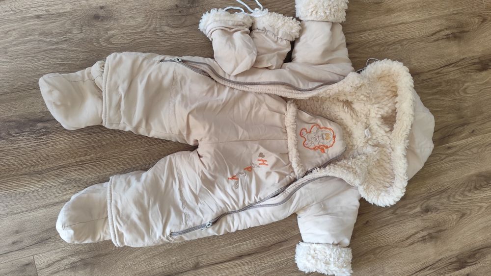 Курточка дитяча підійде на хлопчика і на дівчинкуКомбінезон для немовл