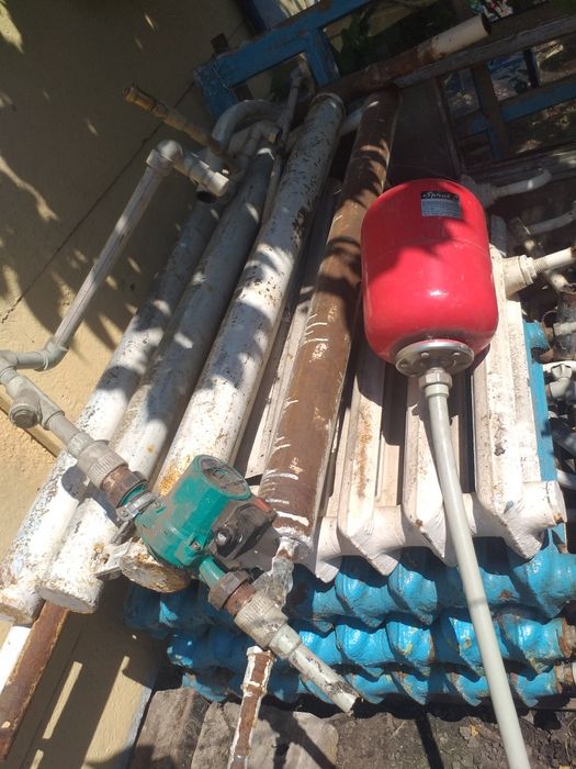 Котел в робочому стані+ все для опалення