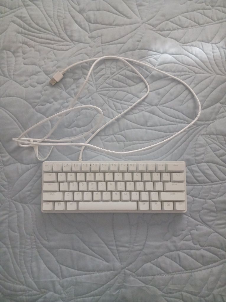Teclado razer huntsman mini switch purple