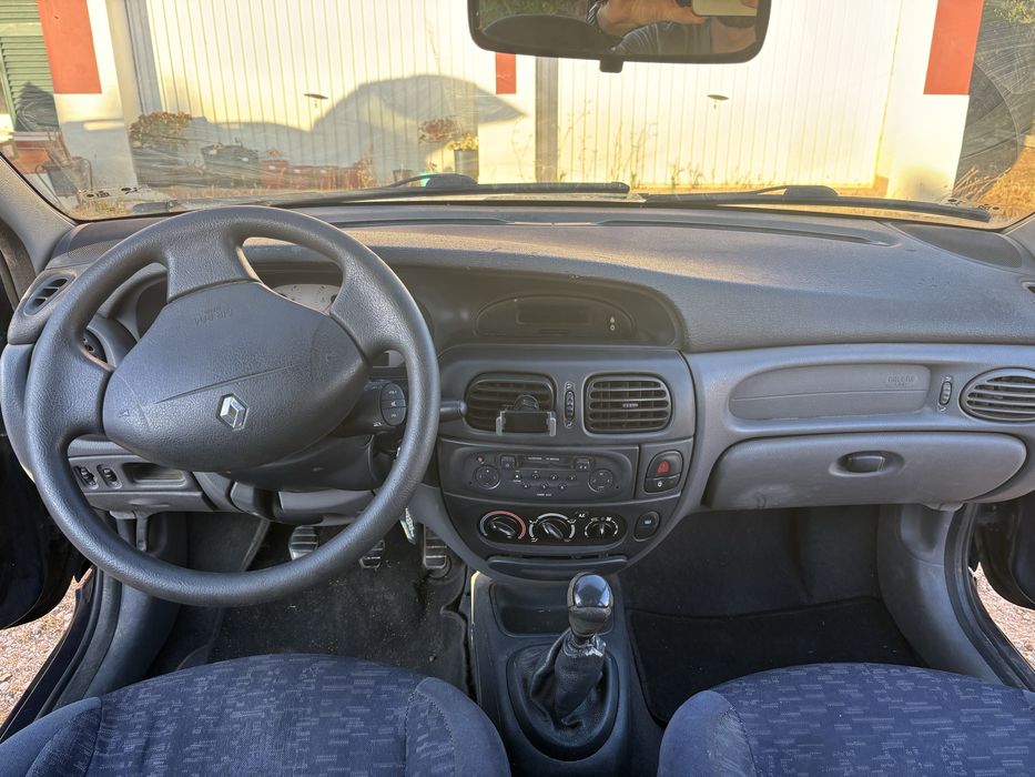 Renault megan 2000