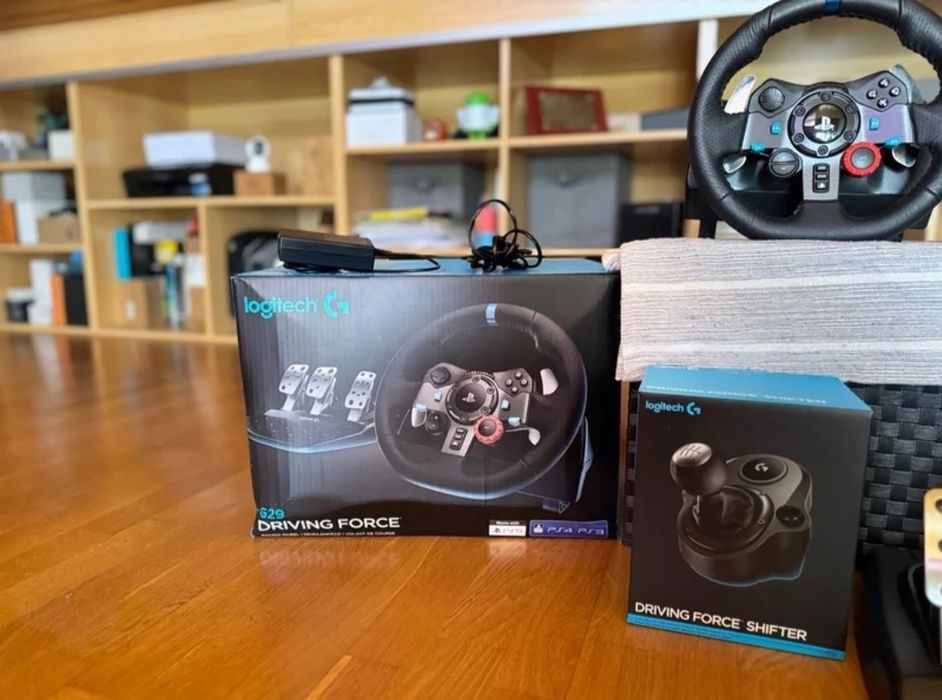 Volante Logitech G29 com H Shiffter
