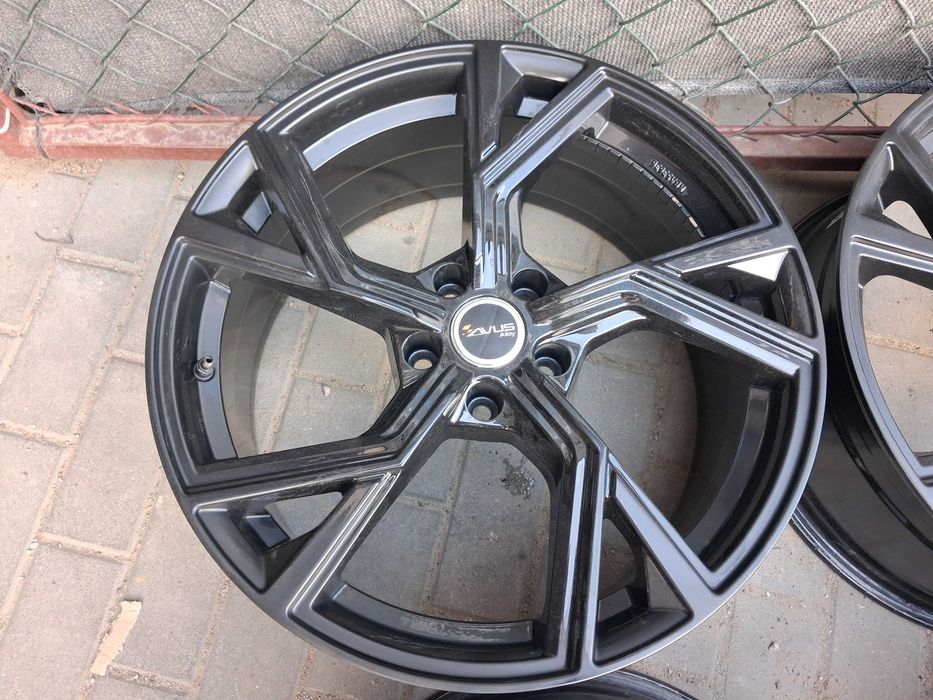 4x felgi alu R19 5x112 Avus Audi A3 A4 A5 A6 A8 Q3 Q5 Skoda Superb Vw