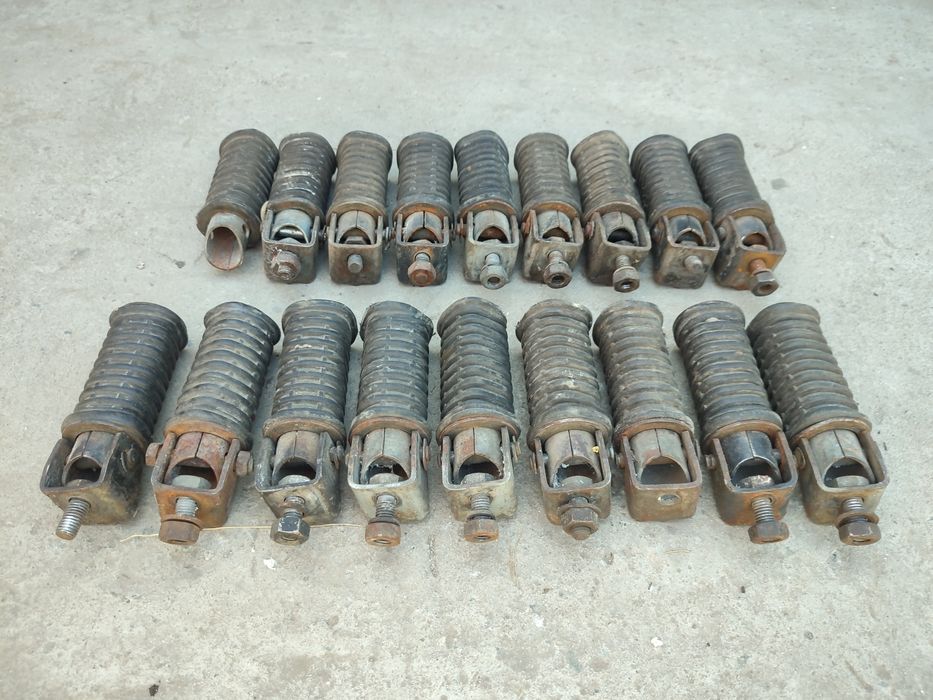 Продам задние подножки пассажира на яву 634 638