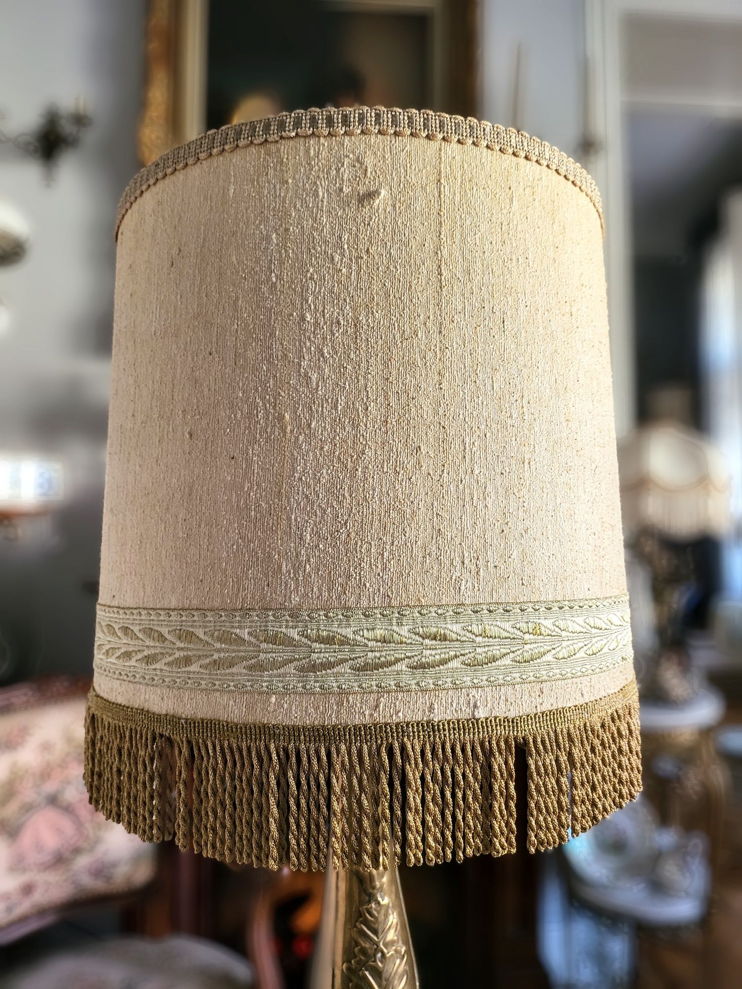 Stara duża  lampa  mosiężna