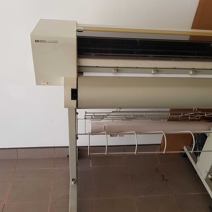 Ploter HP Design Jet 600