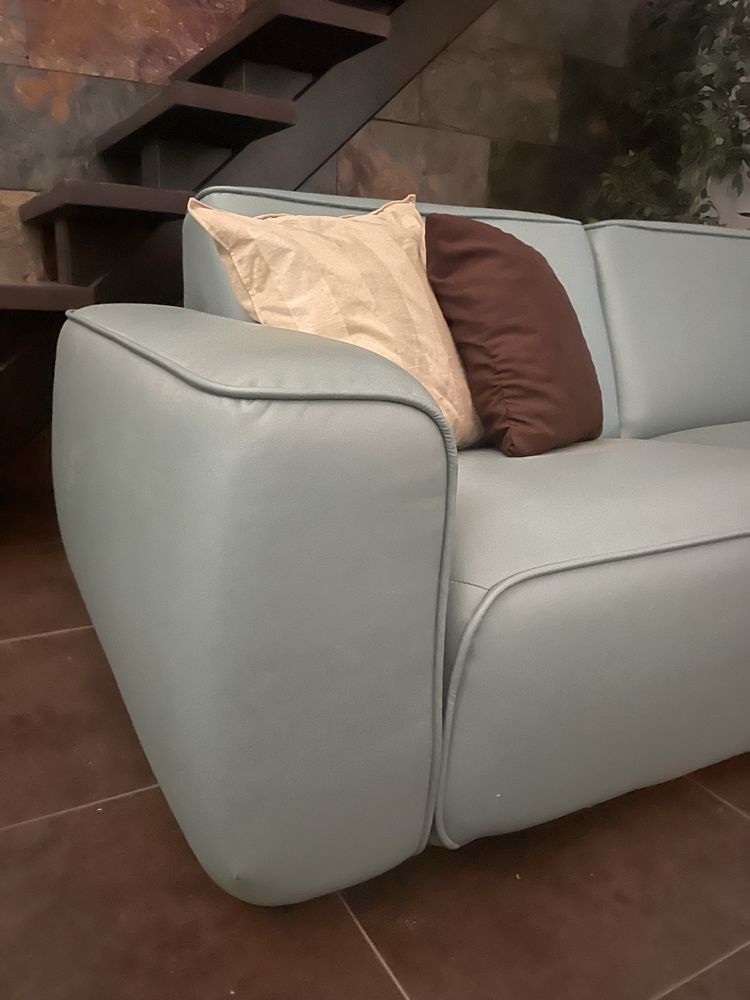 Sofá azul ikea n