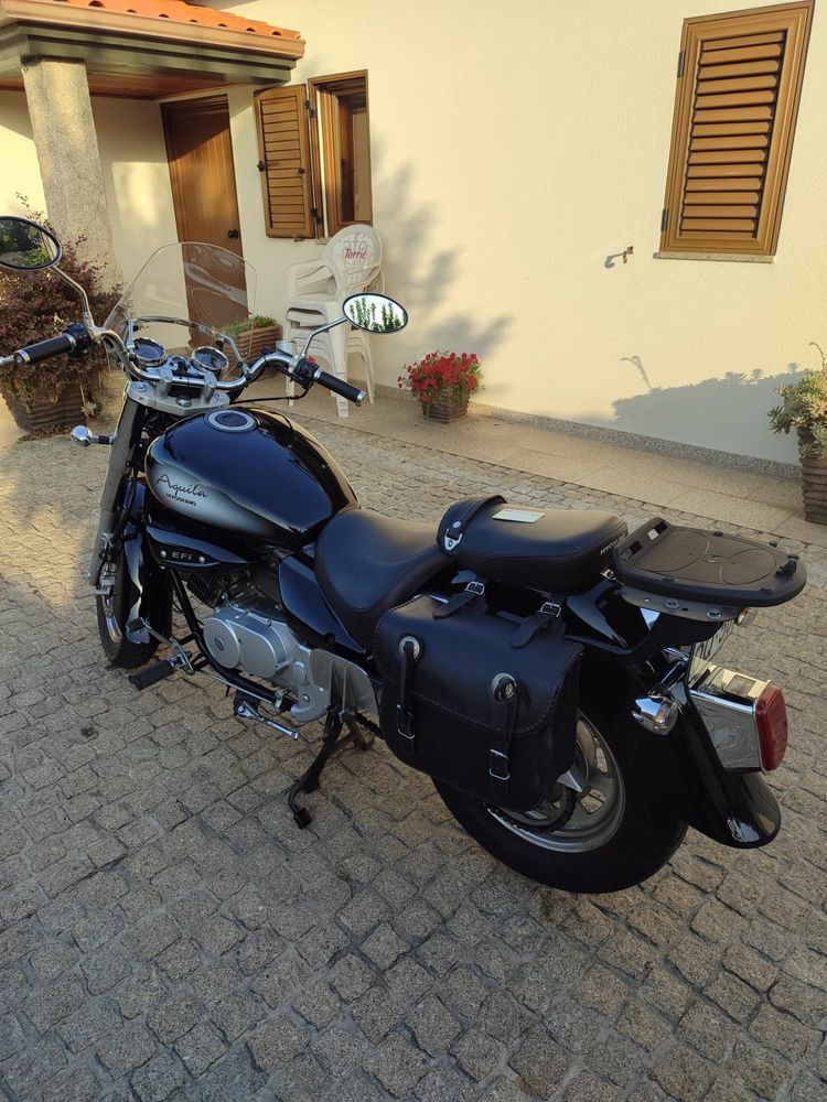 Hyosung Aquila 250
