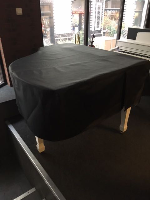 Pokrowiec na fortepian ,eko-skóra