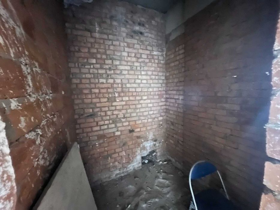 ПРОДАЖ 2-кімнатної квартири в престижній локації біля Озера (Виставка)