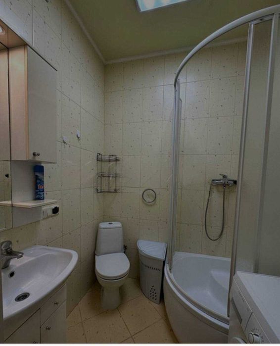 Оренда 1 кімнатної квартири, вул. Грекова (біля ТРЦ Forum)