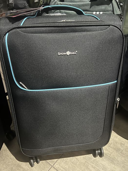 Чемодан  Большой Полипропилен