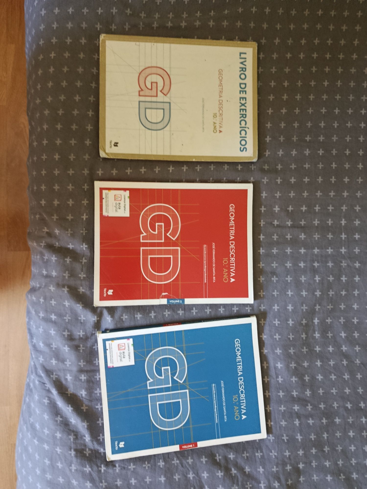 Manual de geometria 10° Volume 1 e 2 + livro de fichas