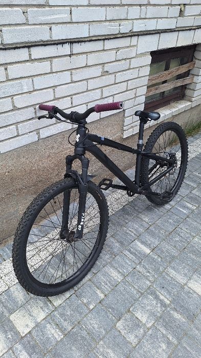 Sprzedam rower dirt OPIS