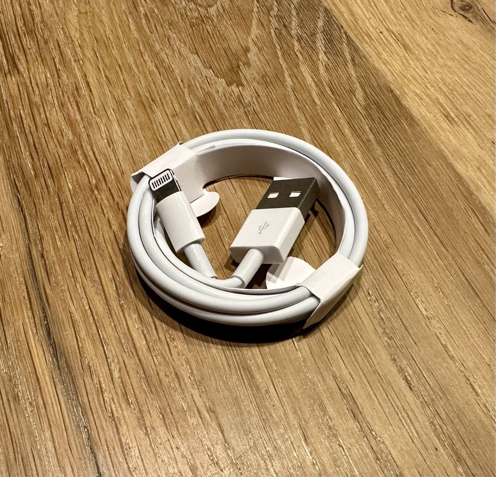 Ładowarka do iP + kabel 1m usb-c/lightning + kabel 1m usb-a/lightning