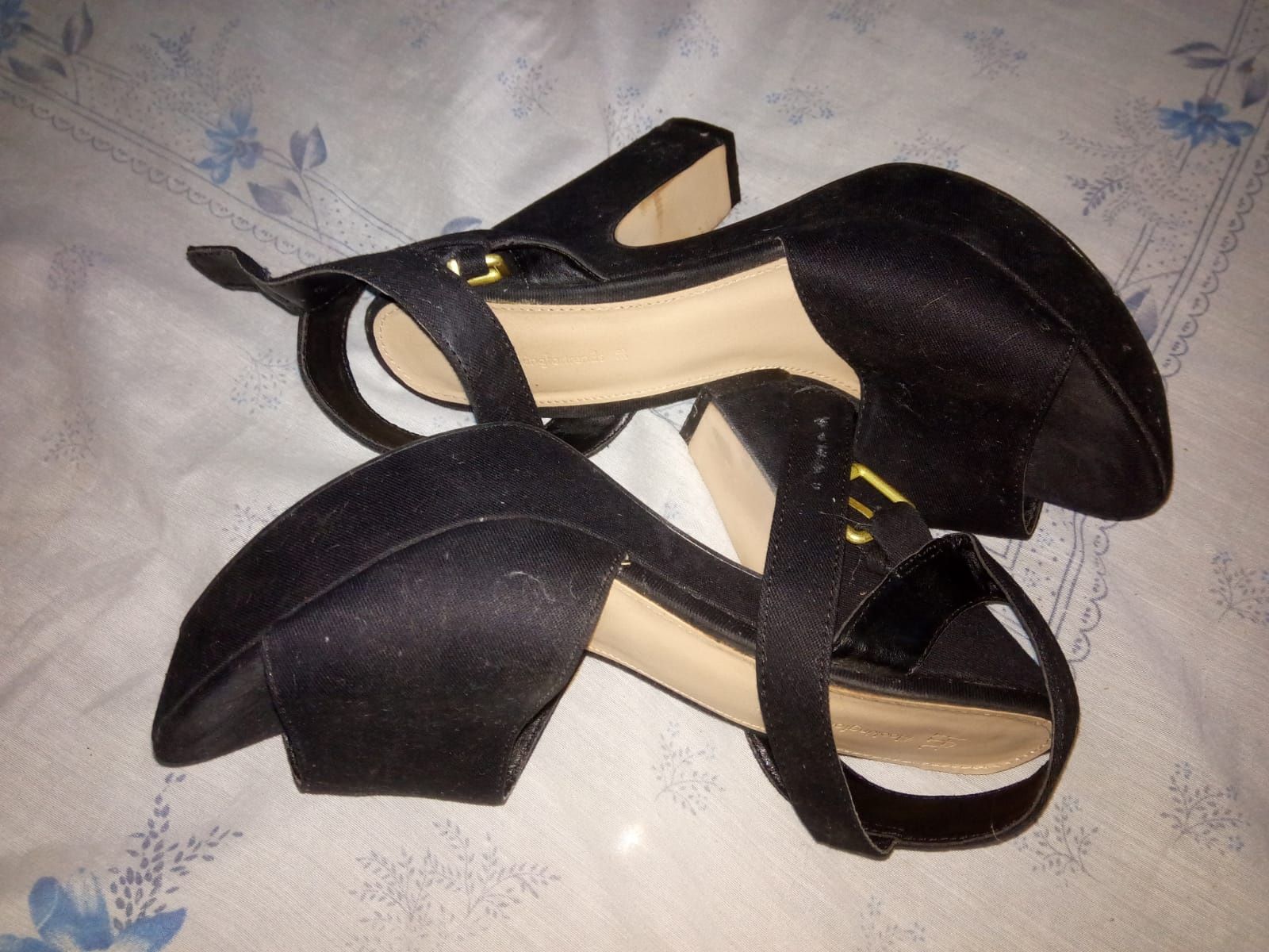 Sapatos altos Lefties 38
