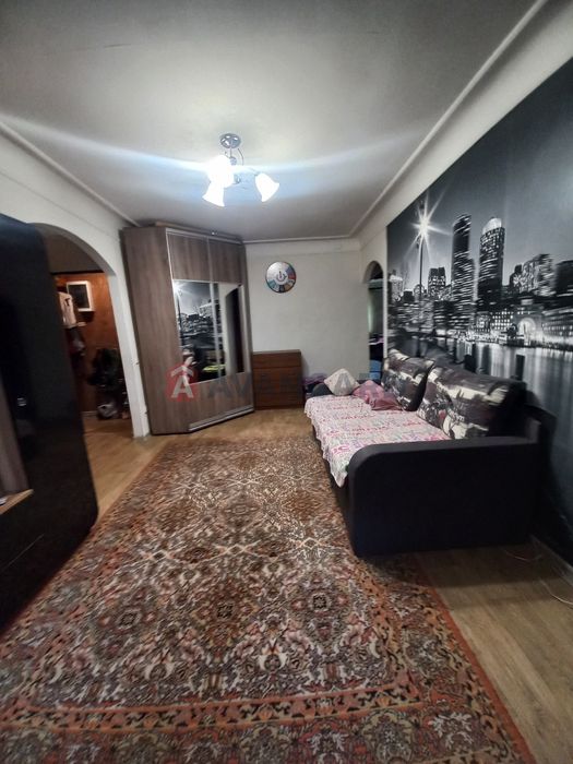 Продам 3 кімнатну квартиру в центрі р-н Тараса Шевченка