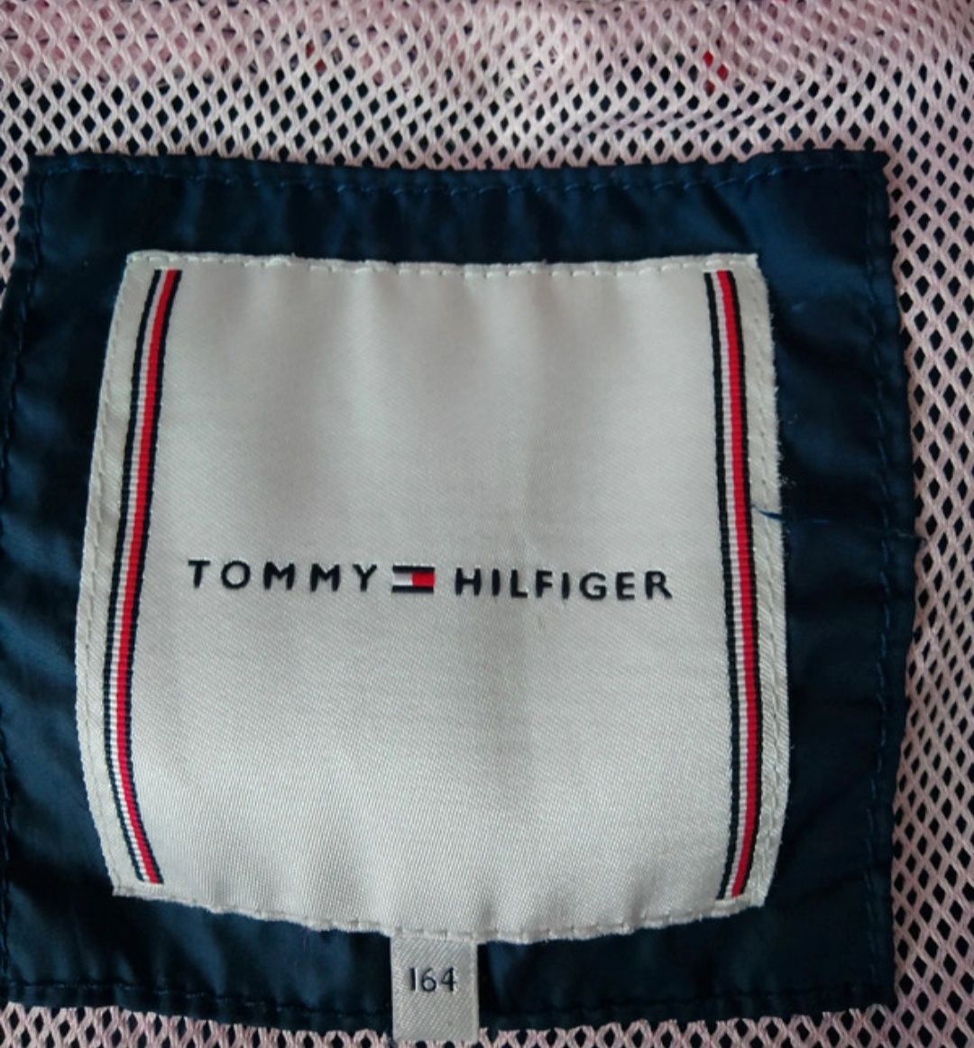 Kurtka damska z kapturem wiatrówka Tommy Hilfiger rozmiar S