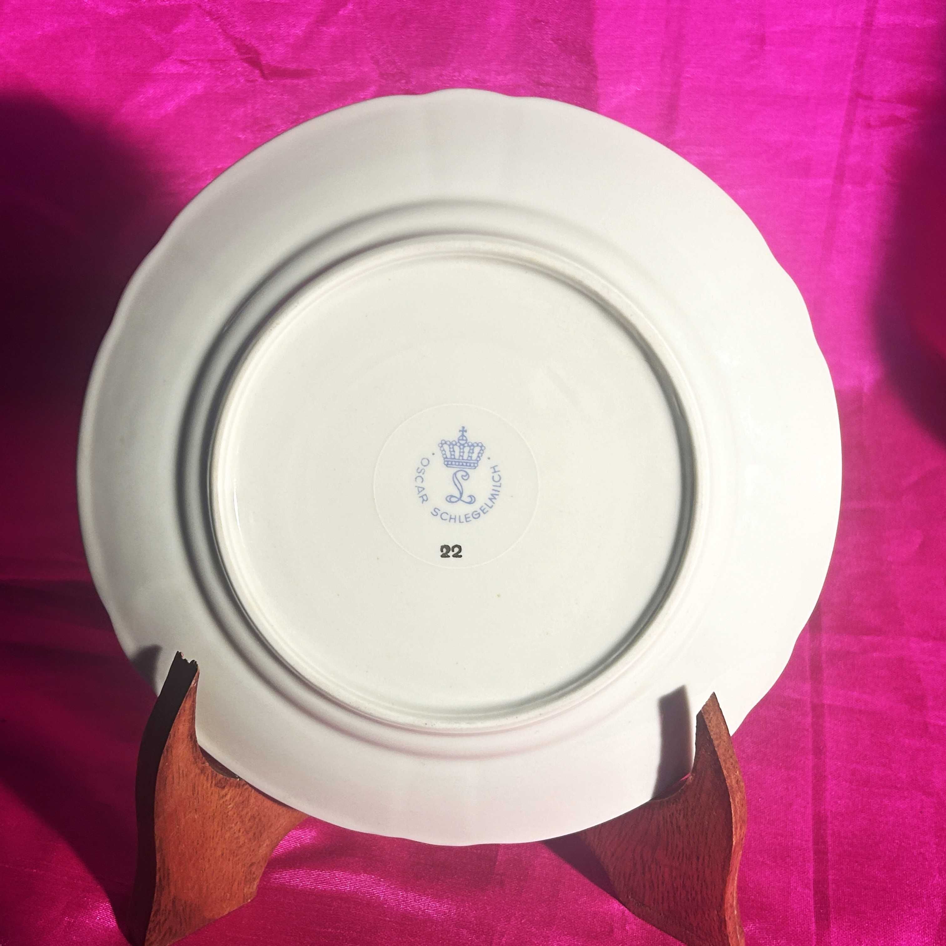 Porcelana Oscar Schlegelmilch, pięknie zdobiona