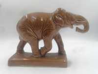 Ładny brązowy ceramiczny duży słoń PRL