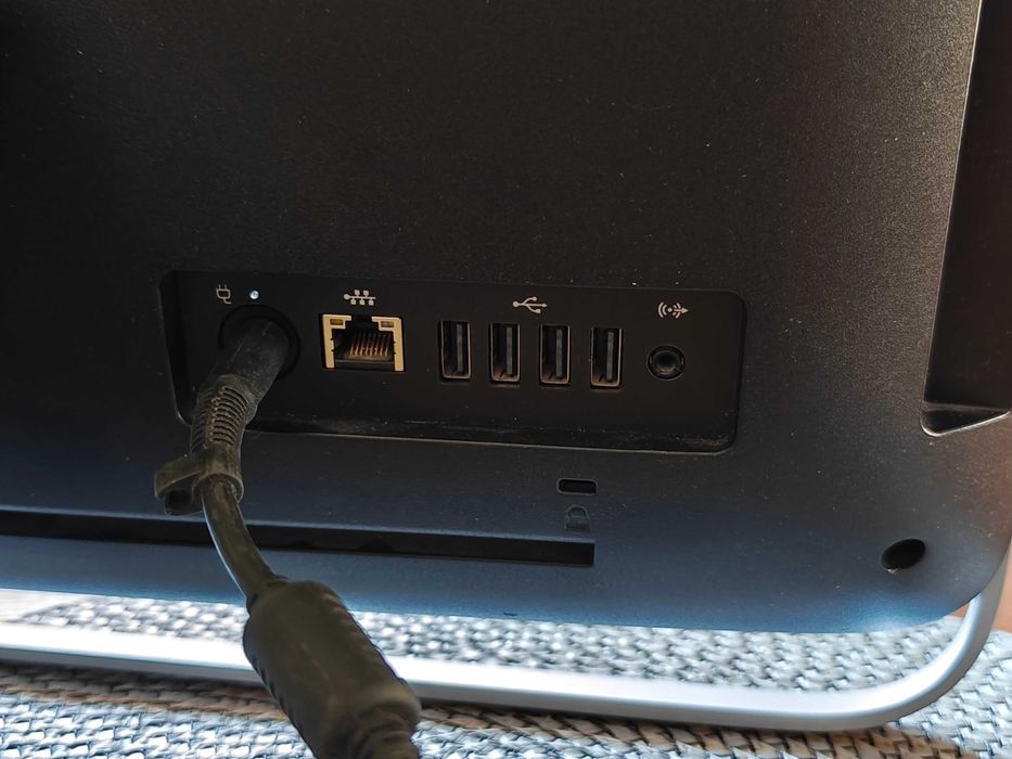 HP Pavilion 23 AIO  i5-4590T