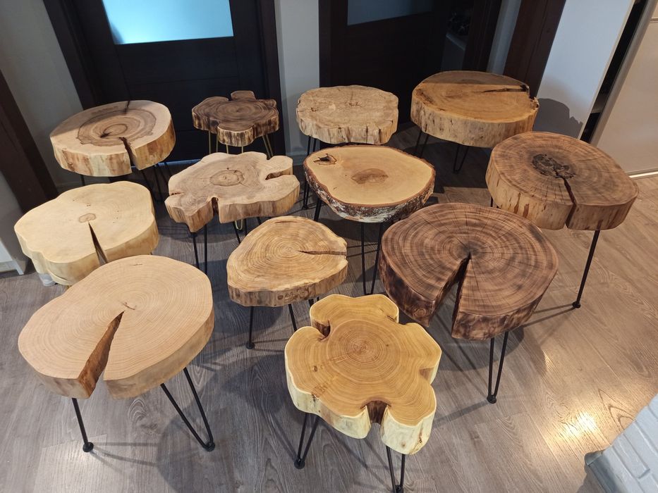Stolik z plastra drewna. Wyprzedaż.