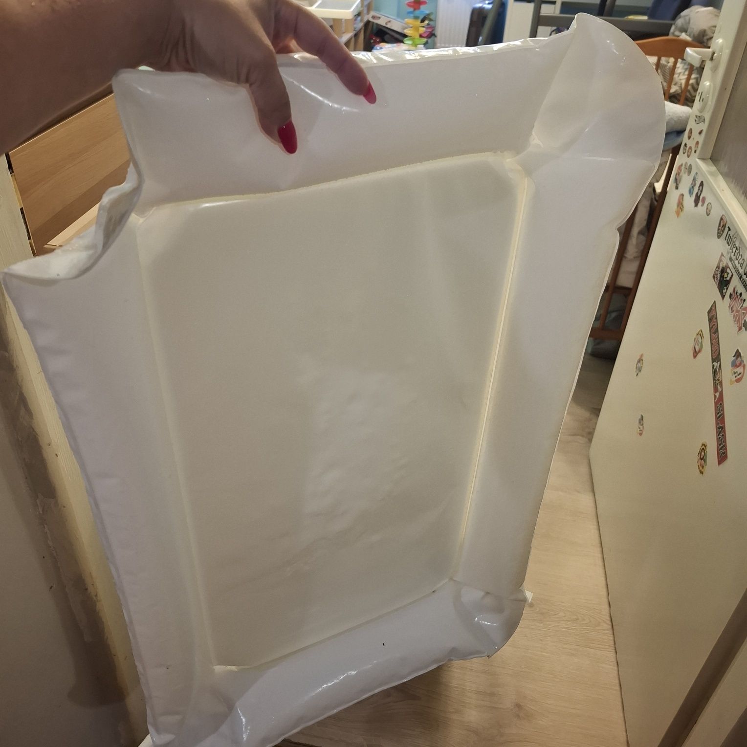 Przewijak ikea z pojemnikami i wkladem