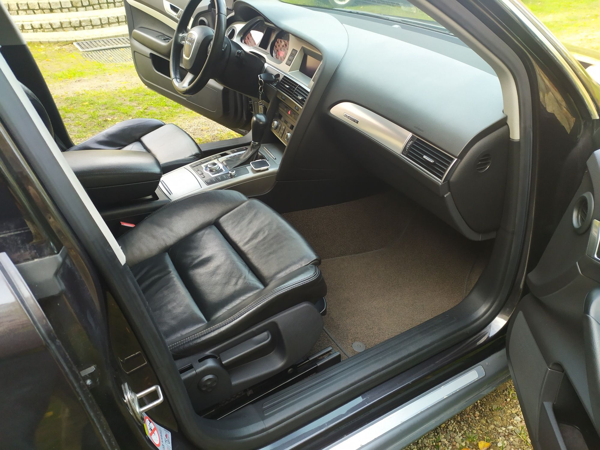 Audi A6 C6 allroad auto garażowane ,zadbane