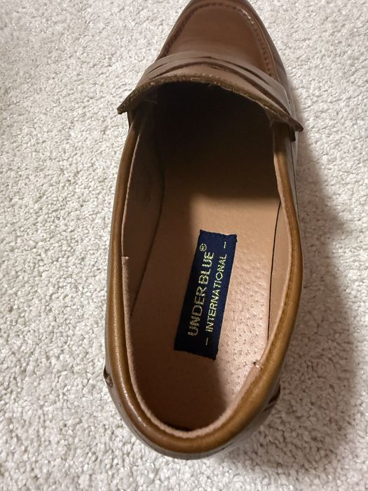 Sapatos formais castanhos Under blue