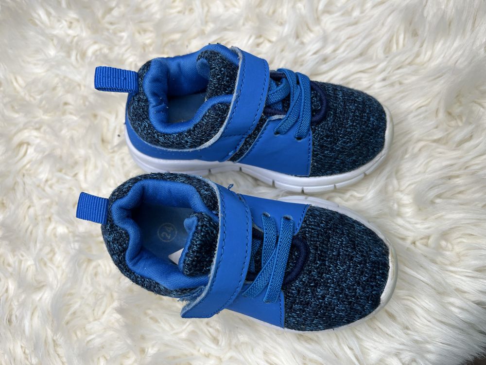 Sportowe buty dzieciece