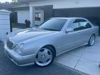 Mercedes-Benz Klasa E E55 AMG Japonia, Niski przebieg
