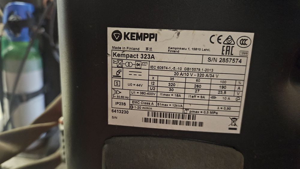 Kemppi Kempact 323A spawarka migomat