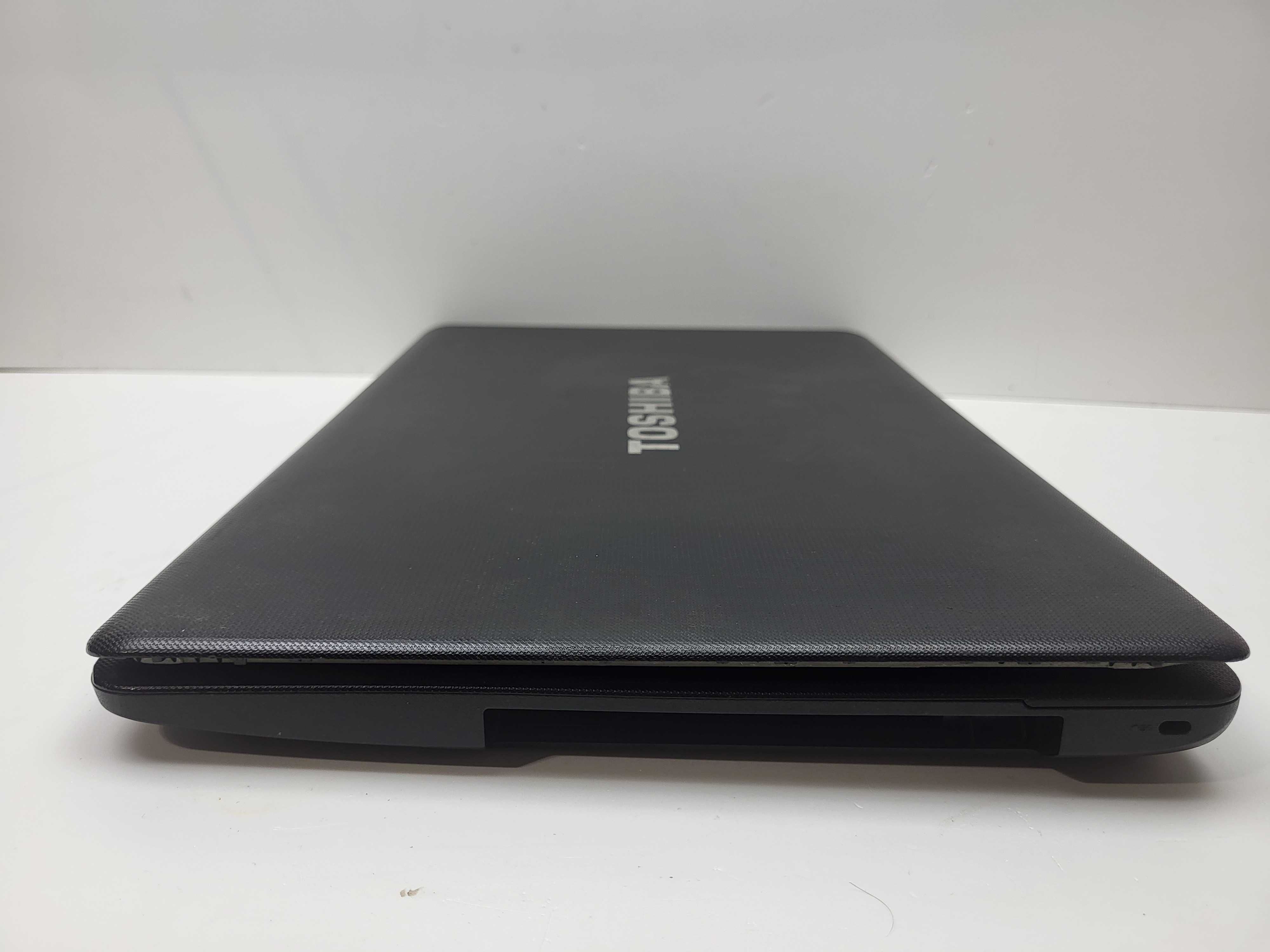 Laptop Toshiba C670 nietestowany