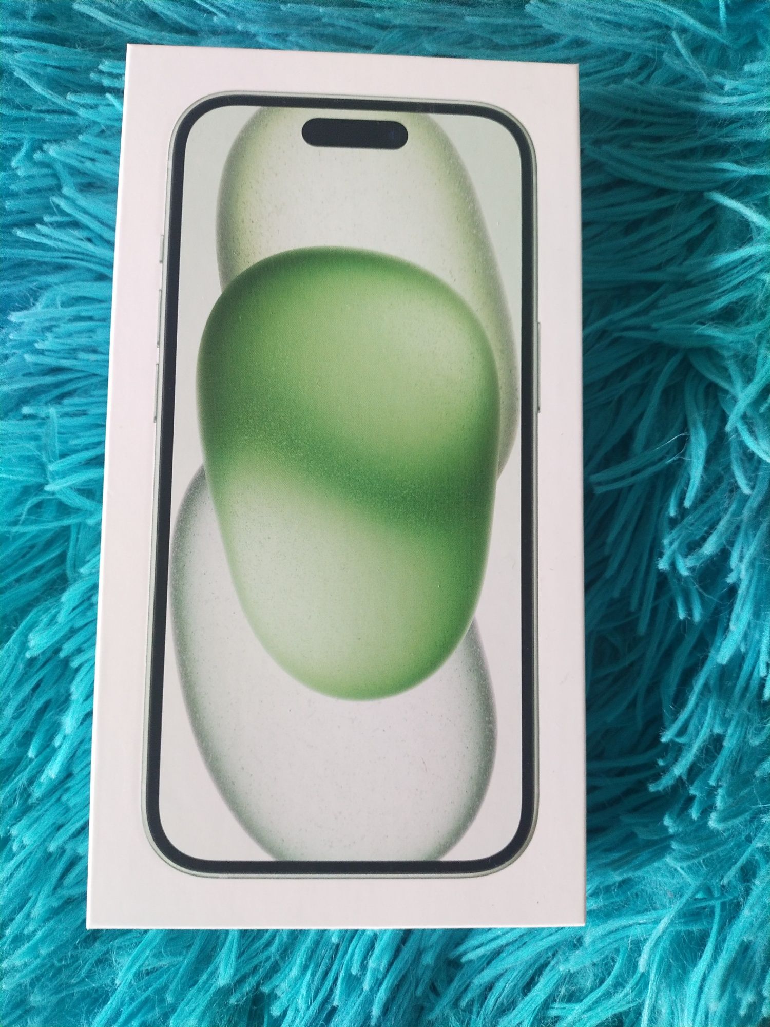 Apple iPhone 15 256GB green