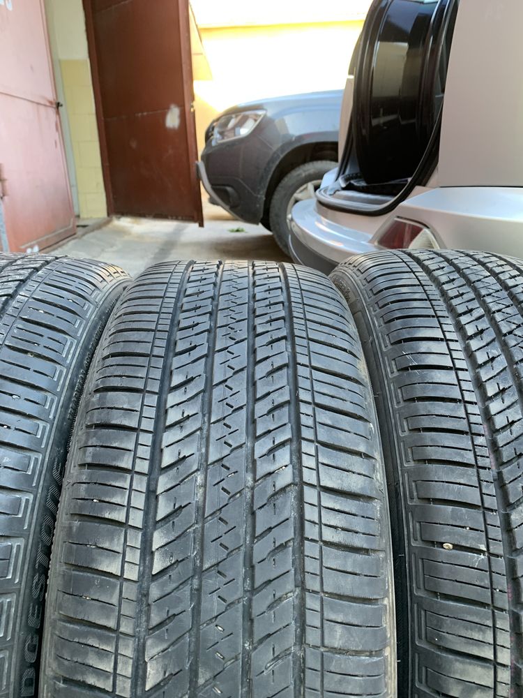 Bridgestone 225/45R19 гума