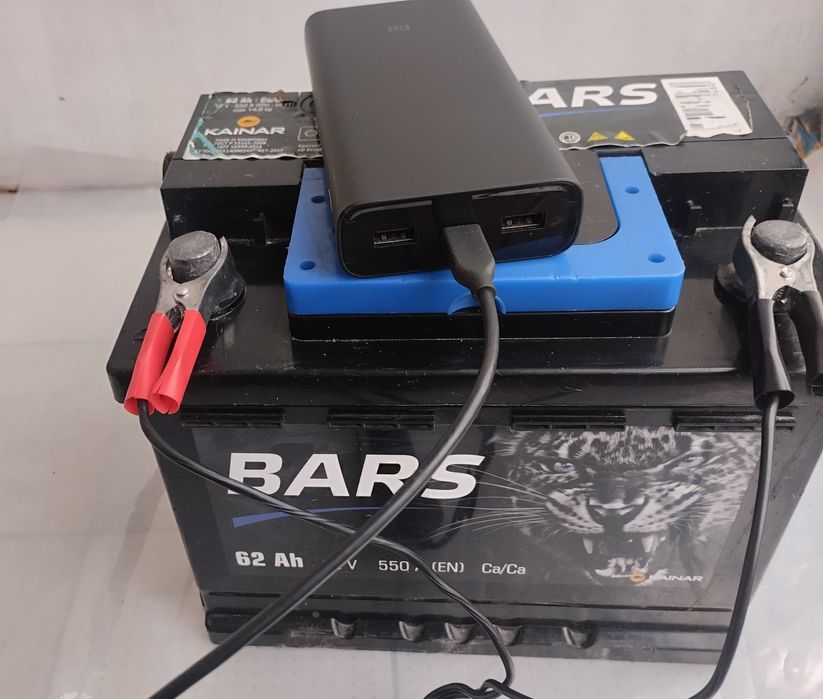 Автомобильный аккумулятор Bars