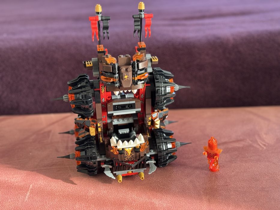 Lego Nexo Knights : 70321 - Облогова Машина