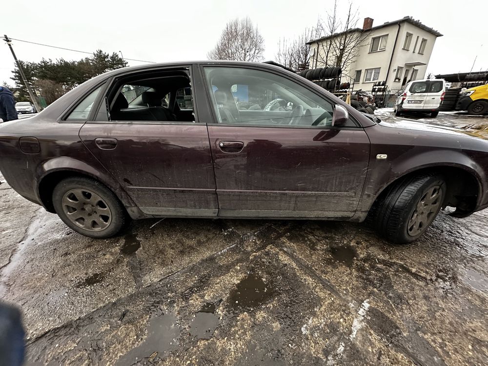 Audi A4B6 na części 1.9 TDI AVB LZ3K wszystkie części