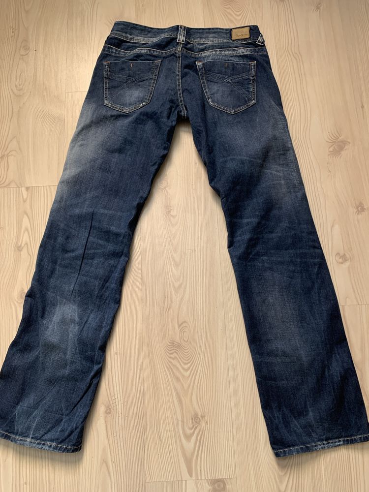 Pepe Jeans 31x34. Proste luźne. Miękki jeans. Biodrówki