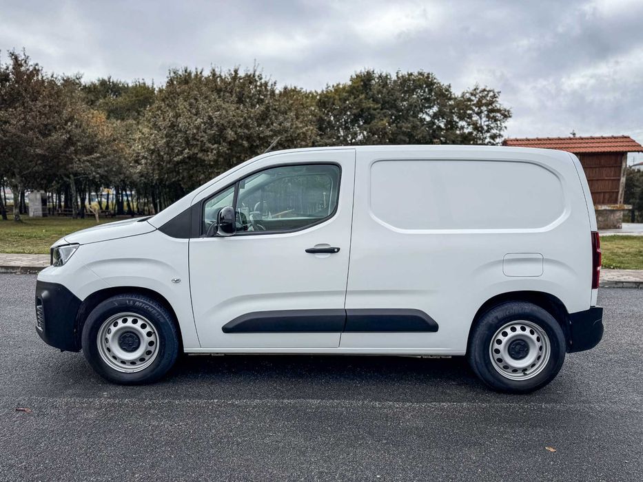 Peugeot E-Partner 50kWh Full Extras - 2022