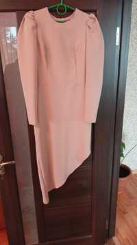 Плаття жіноче персиково-пудрового кольору