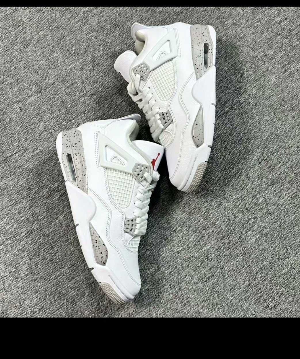 Jordan 4 rétro White Oreo.42