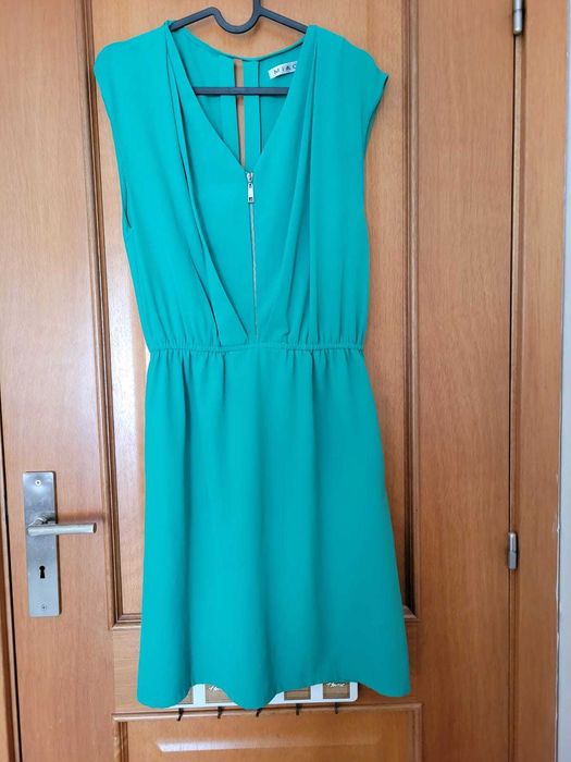 Conjunto de 3 vestidos