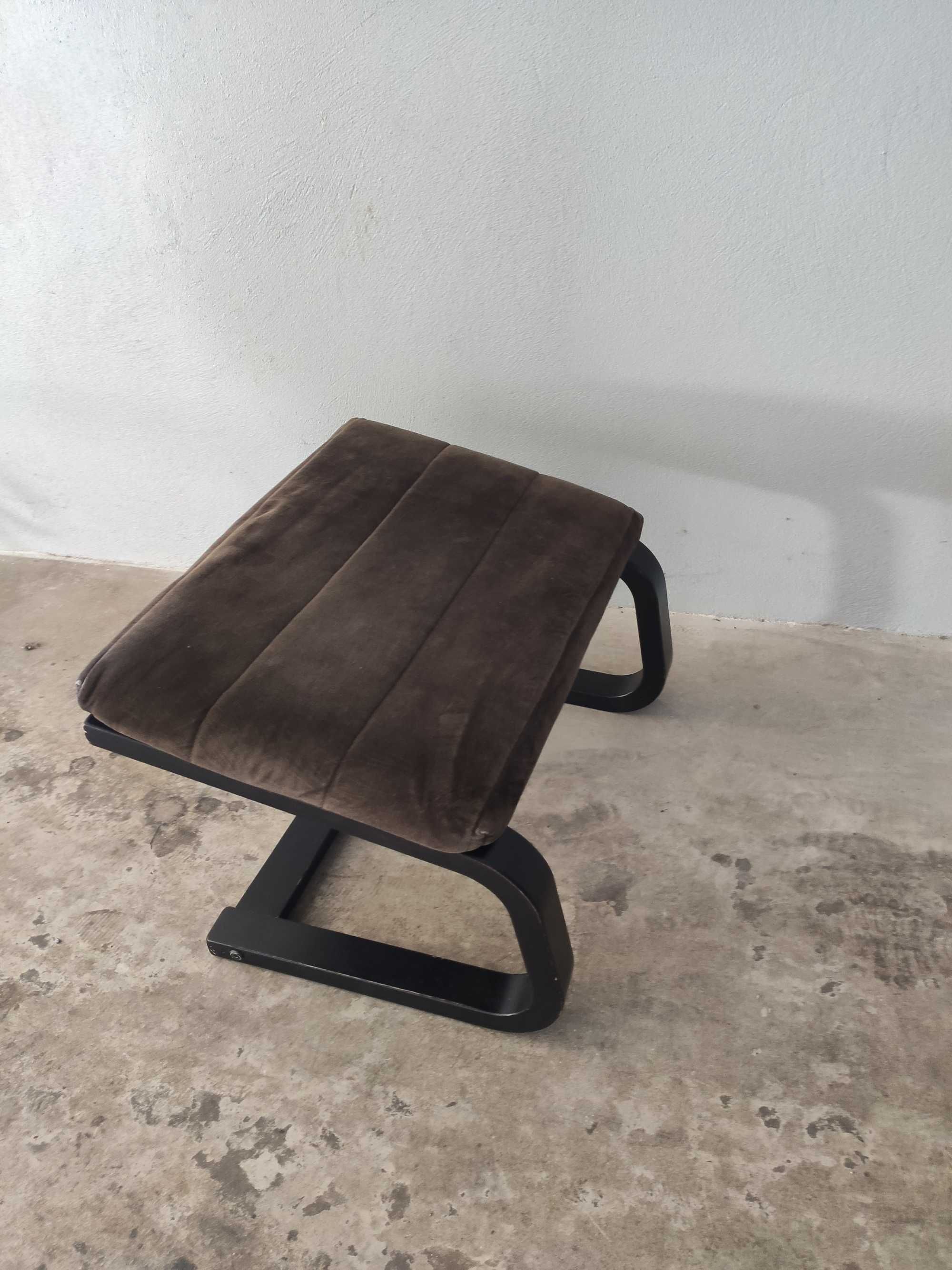 repousa pés ergonómico