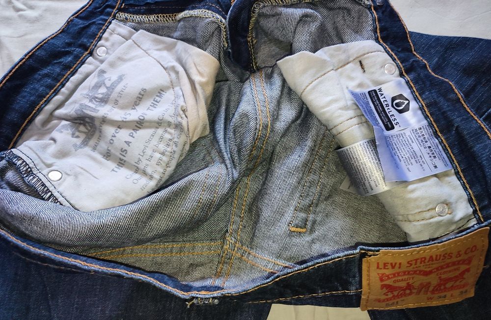 Джинси Levis 541 W34/L34