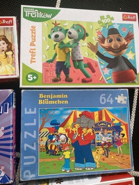 Duży zestaw puzzli