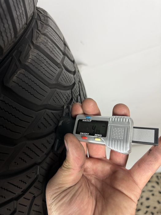 Шини 4шт. R16 205/60 Bridgestone Blizzak LM32 2018 4,7-5,6