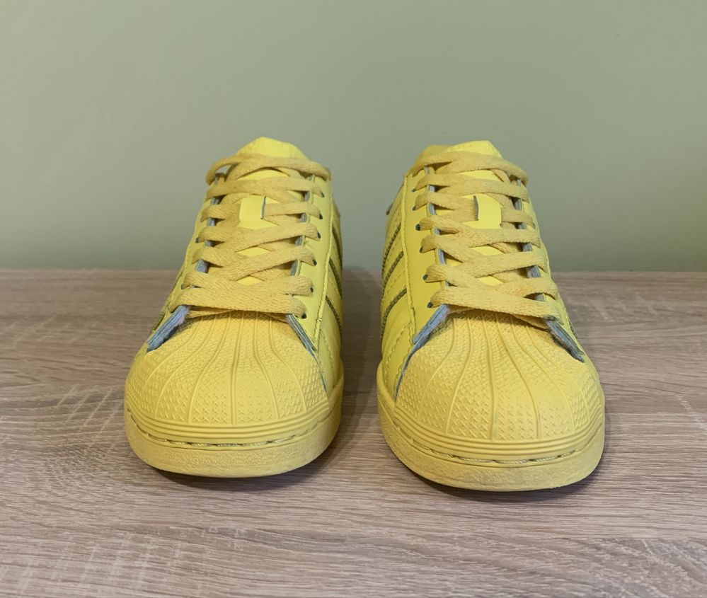 Кроссовки nike adidas reebok