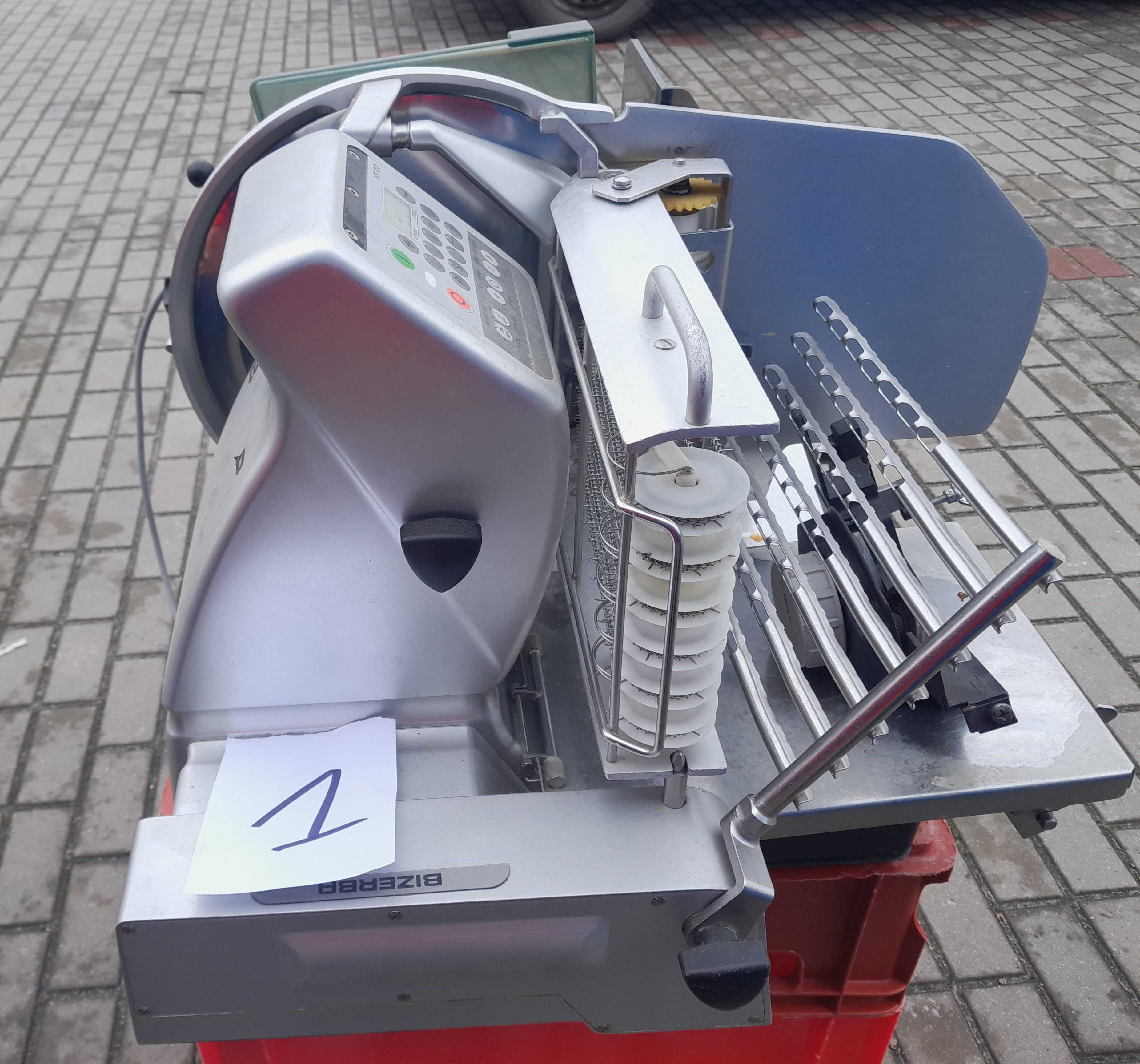 Krajalnica BIZERBA (automatyczna)  WERTYKALNA Model VS 12D